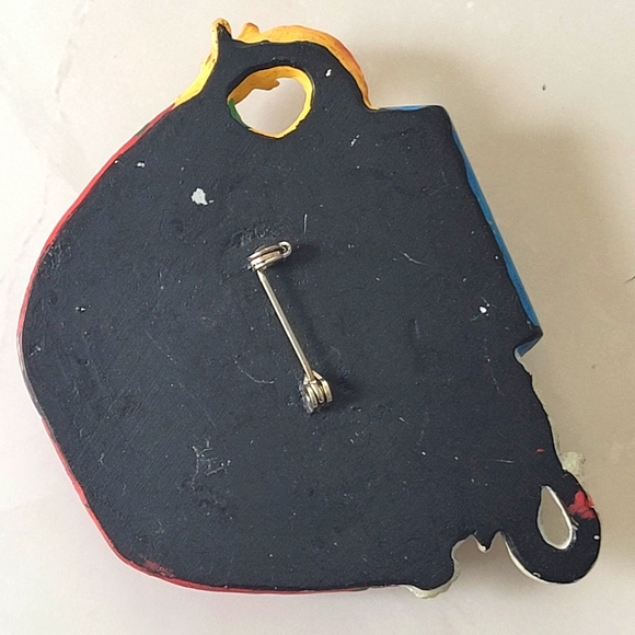 Noah's Ark Christmas Elephant Giraffe Hippo Bear Colorful Brooch Pin - Picture 4 of 4